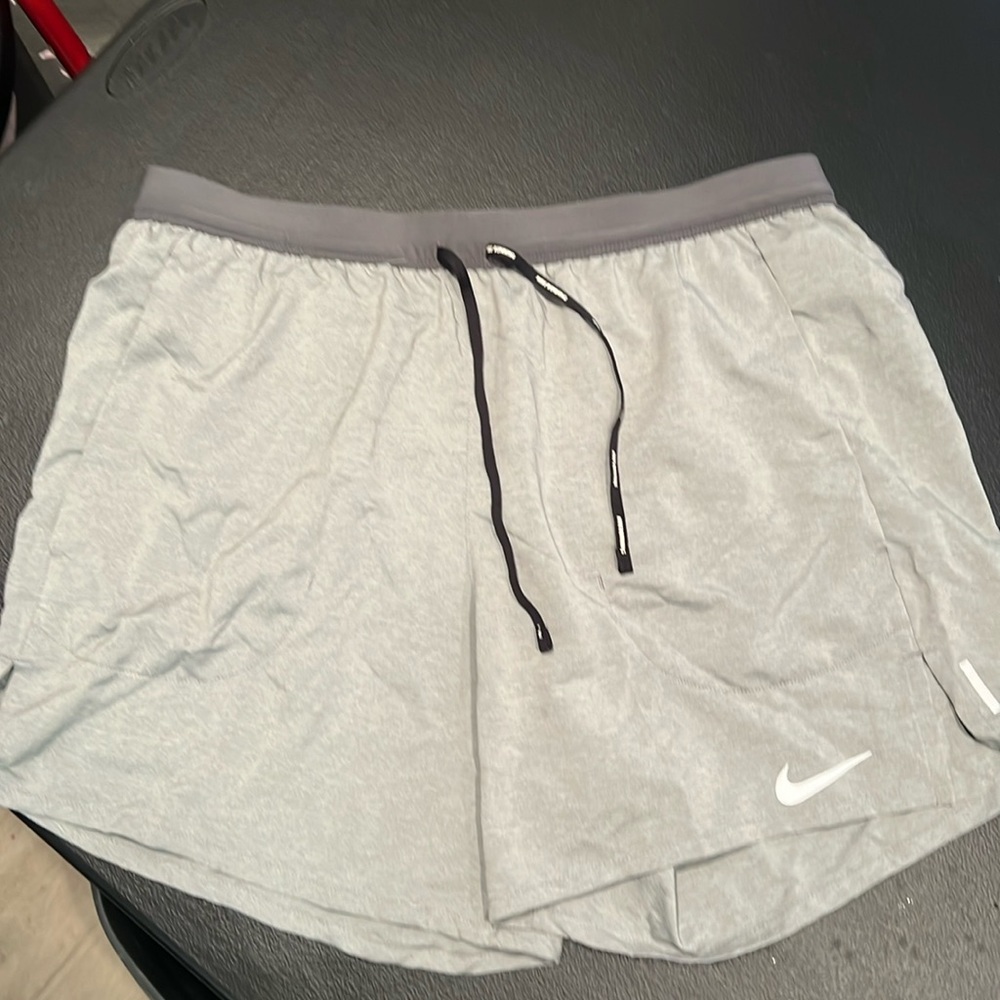 Nike running shorts dri fit *Nwt* L